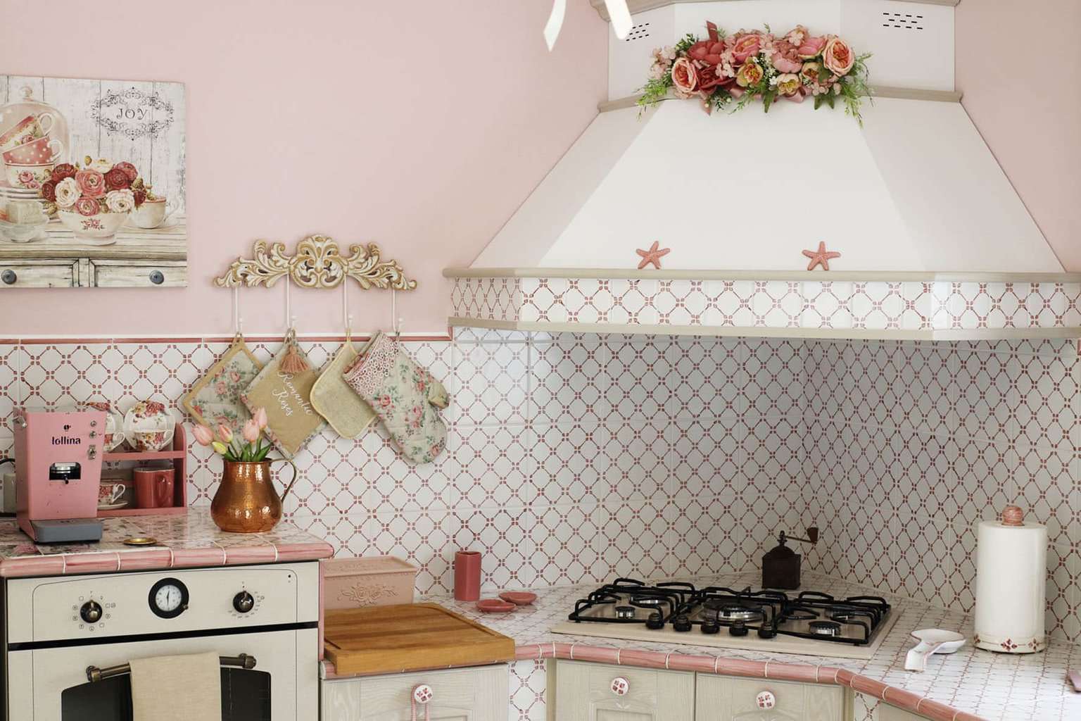 Incantevole e funzionale: una cucina su misura arredata in stile Country Chic 7