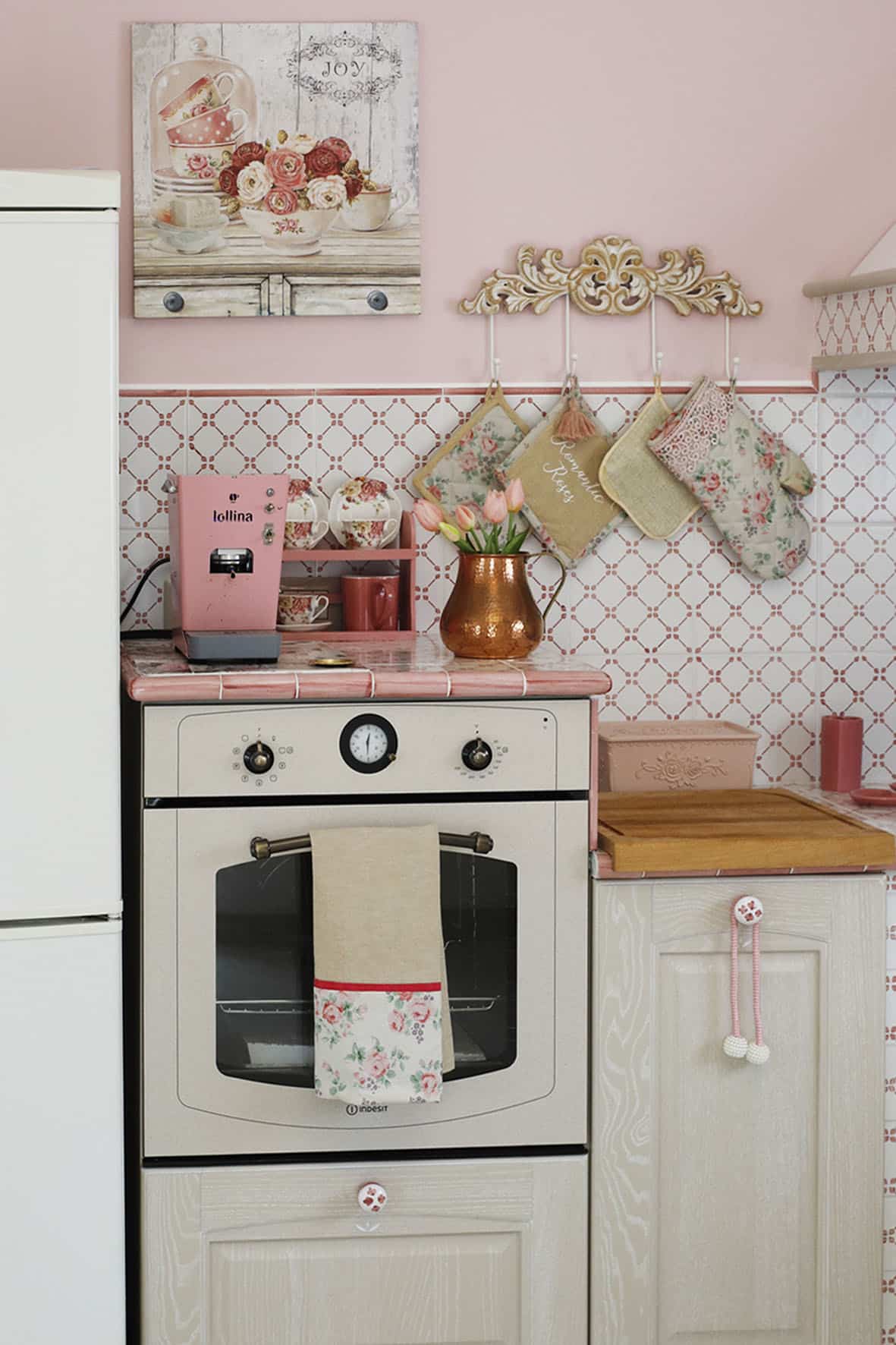Incantevole e funzionale: una cucina su misura arredata in stile Country Chic 12