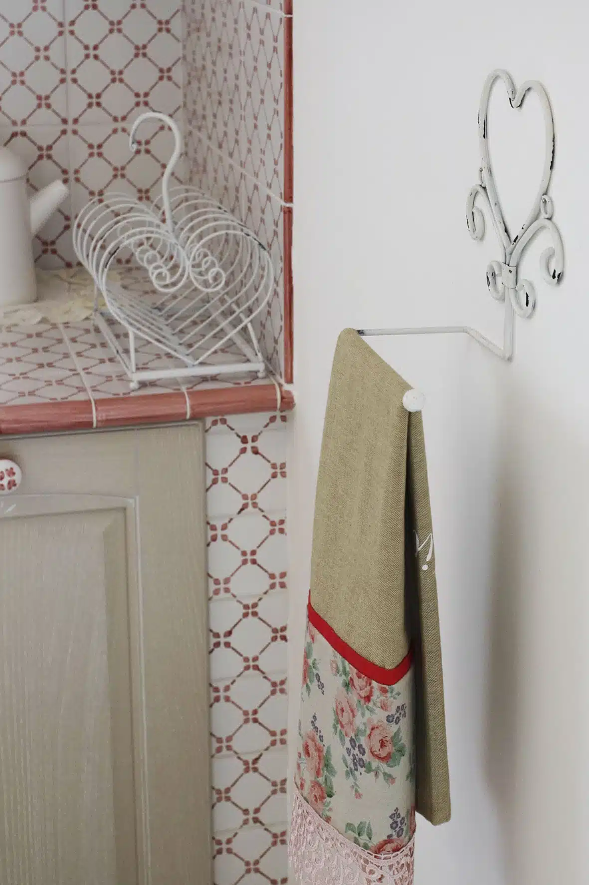 Incantevole e funzionale: una cucina su misura arredata in stile Country Chic 4