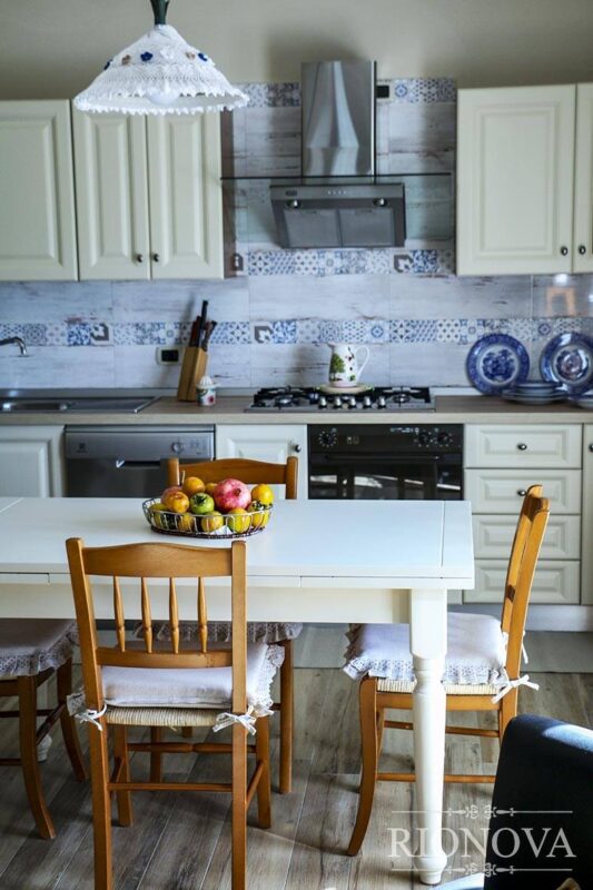 Lavori di restyling cucina anni '90 74