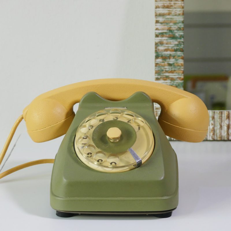 Sicuramente, lasciare i telefoni vintage abbandonati in una busta sarebbe un peccato! 9