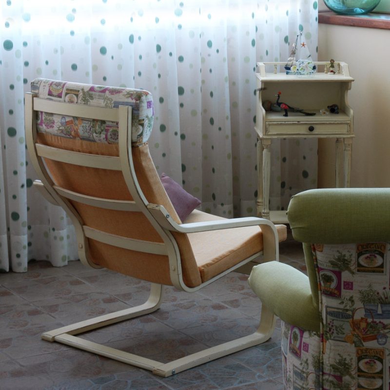 Ammodernamento di un salone con Mobili di Famiglia Rivisitati: Un Progetto di Restyling dal Cuore Antico 97
