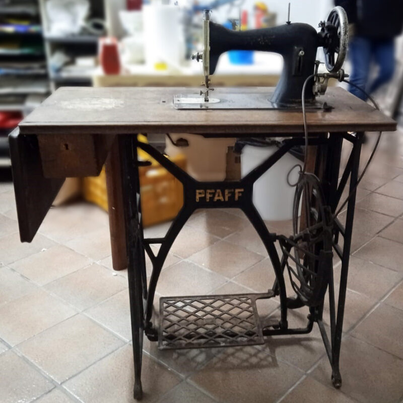 Il cuore che cuce ancora: il restauro della macchina da cucire della nonna 2 Il cuore che cuce ancora: il restauro della macchina da cucire della nonna 2