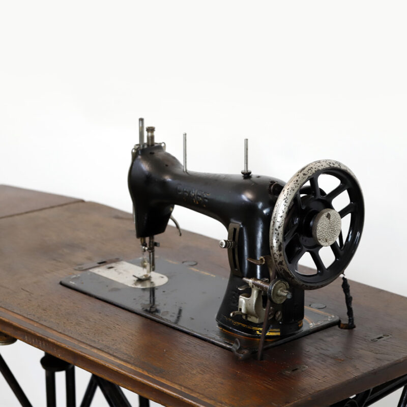 Il cuore che cuce ancora: il restauro della macchina da cucire della nonna 6 Il cuore che cuce ancora: il restauro della macchina da cucire della nonna 6